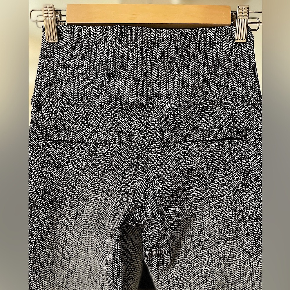 Athleta Moto Leggings. New/Out Tags. Never Worn. Just tried on. Size XS. Perfect